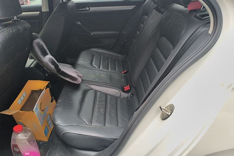 Used Volkswagen Lamando 2015 280TSI Manual Comfort Edition
