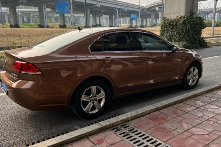 Used Volkswagen Lamando 2017 230TSI DSG Fashion Edition
