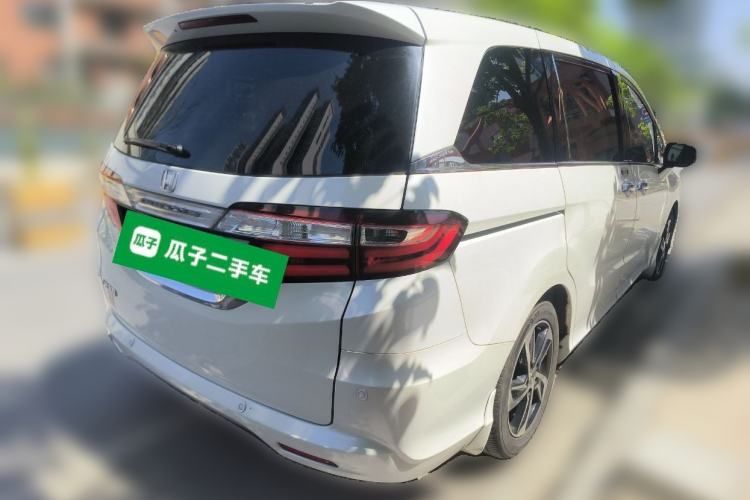 Used Honda Odyssey 2015 Updated Version 2.4L Smart Edition