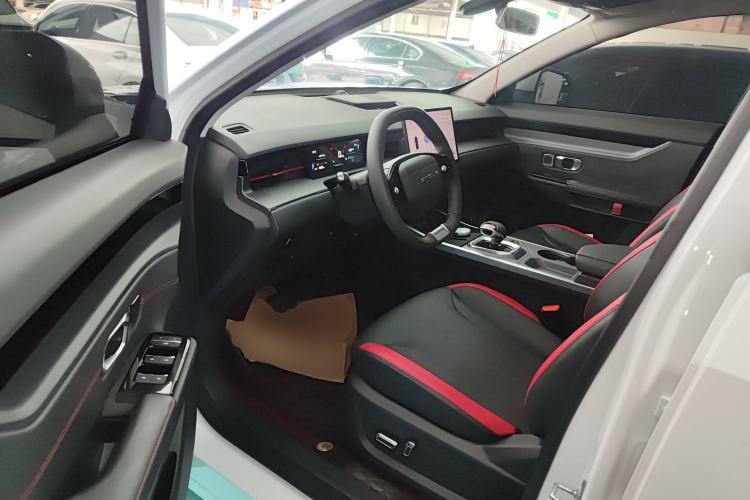 Used JETOUR Dashing 2025 1.5T DCT Youth UP
