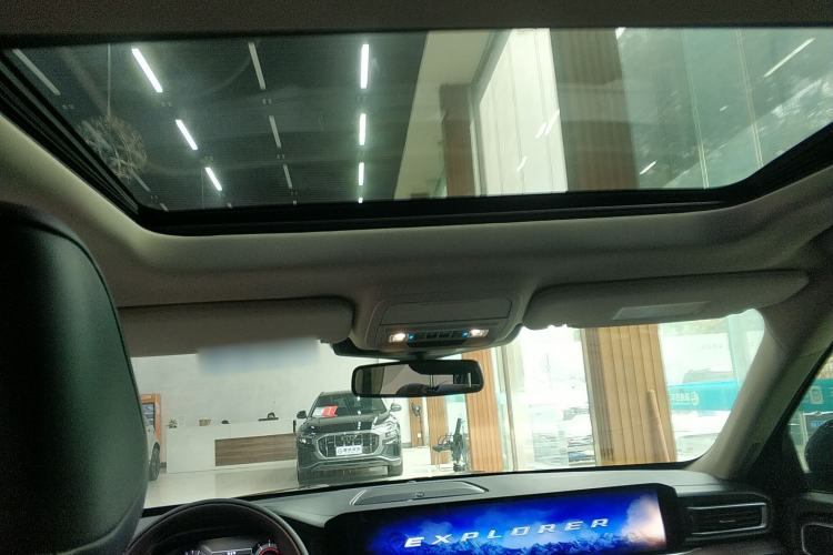 Used Ford Explorer 2023 EcoBoost 285 Four-Wheel Drive Titanium Edition 7-Seater
