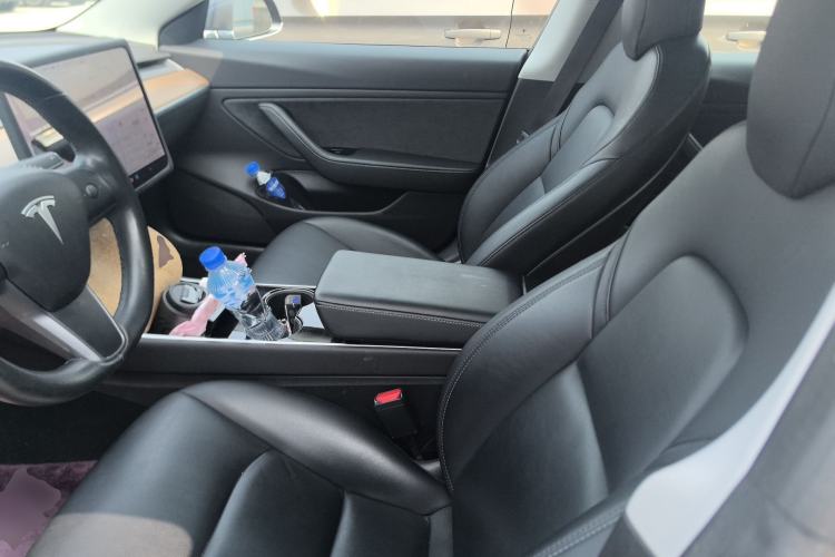 Used Tesla Model 3 2019 Long-Range Rear-Wheel-Drive Version
