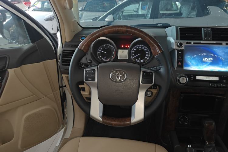 Used Toyota Prado 2014 2.7L Middle East Version Parallel Import