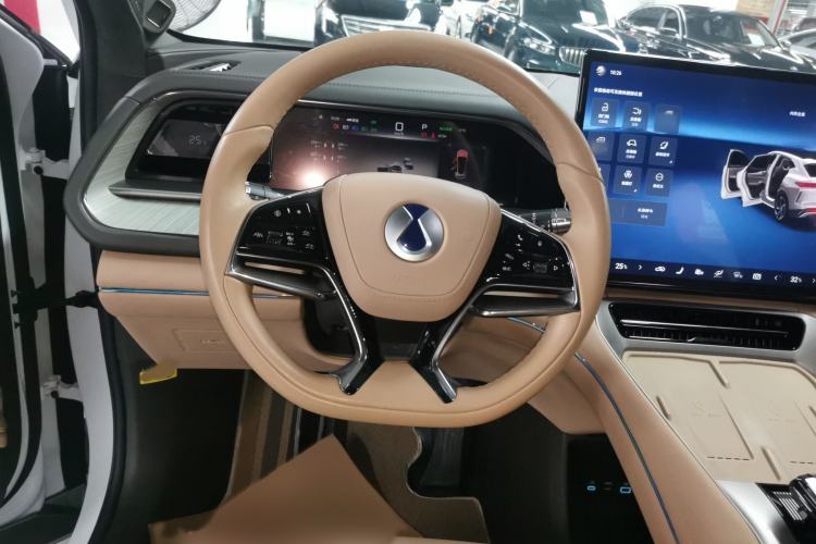 Used Denza N7 2023 with Ultra-Long Range
