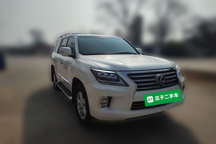 Used Lexus LX 2013 570
