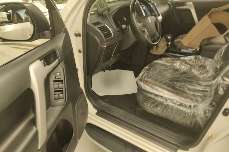 Used Toyota Prado 2018 3.5L Automatic TX-L with Rear-Mounted Spare Tire