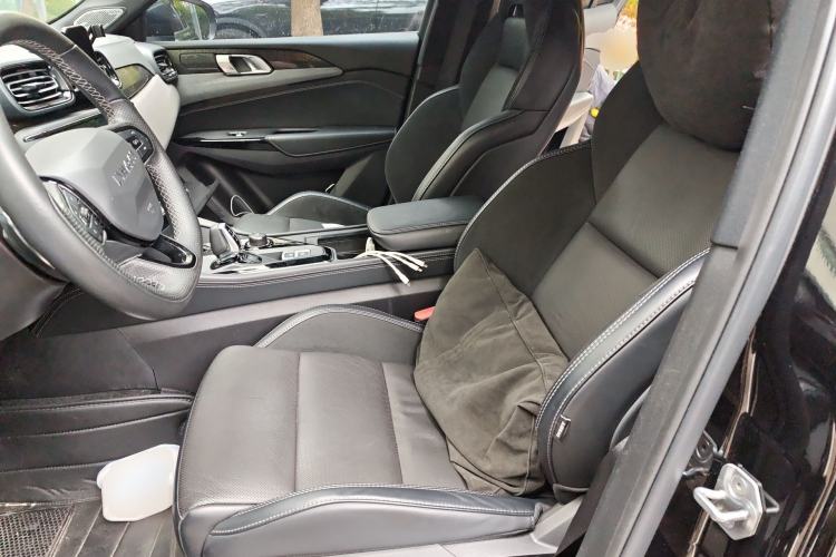 Used Lynk & Co 03 2022 1.5TD DCT JingPro Left Front Seat