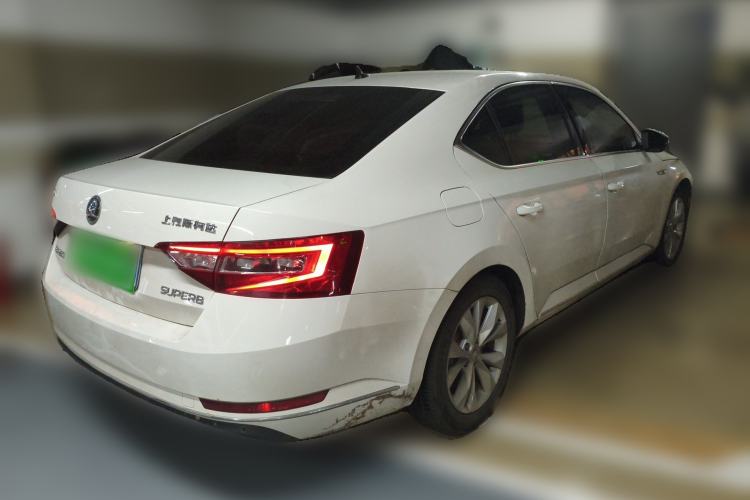 Used Skoda Superb 2016 TSI280 DSG Innovation Edition Rear Right 45 Deg