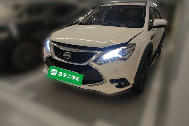 Used BYD Tang New Energy 2015 2.0T Four-Wheel-Drive Flagship Model