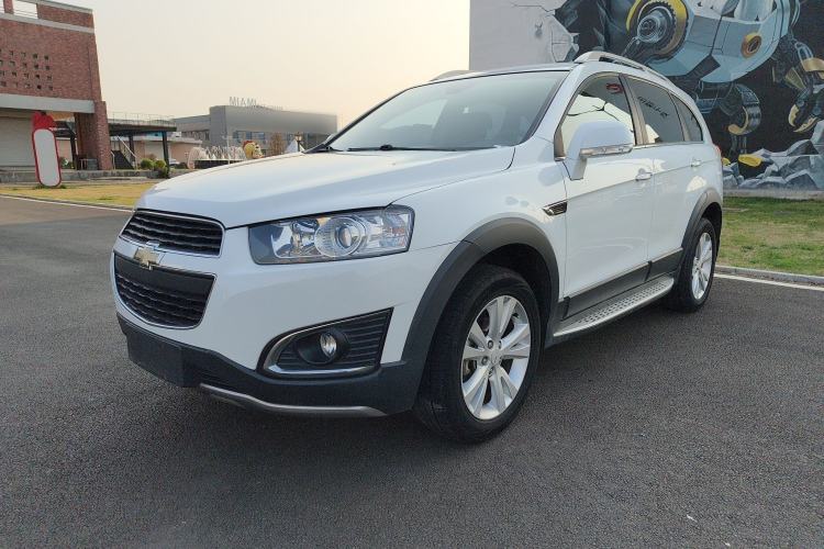 Used Chevrolet Captiva 2017 2.4L 4x4 Flagship Edition 7-Seater