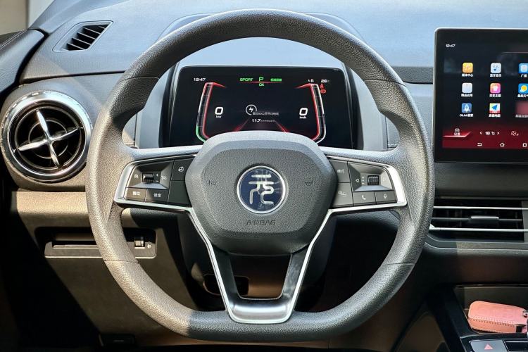 Used BYD Yuan New Energy 2019 EV360 Smart Connect Enjoyment Model