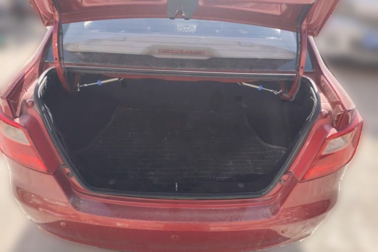 Used CHANGAN Alsvin V3 2012 1.3L Manual Comfort Version China IV Standard
