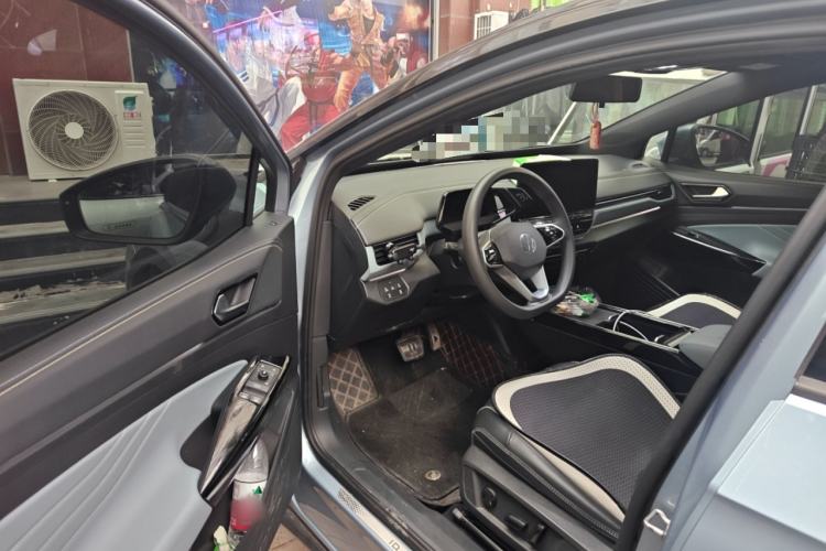 Used Volkswagen ID.4 X 2021 Pure Edition
