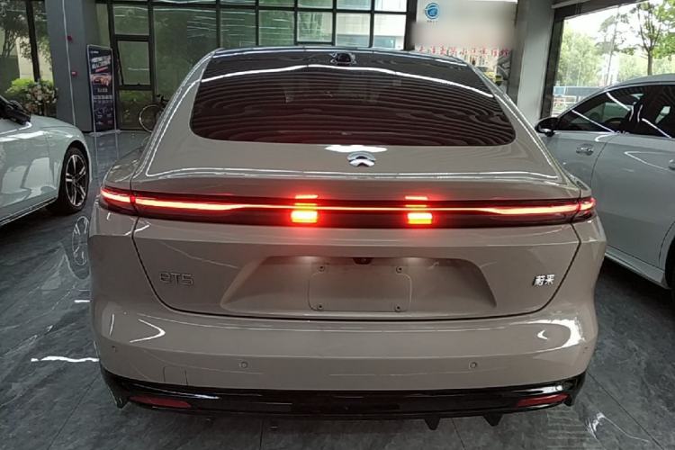 Used Nio ET5 2025 75 kWh
