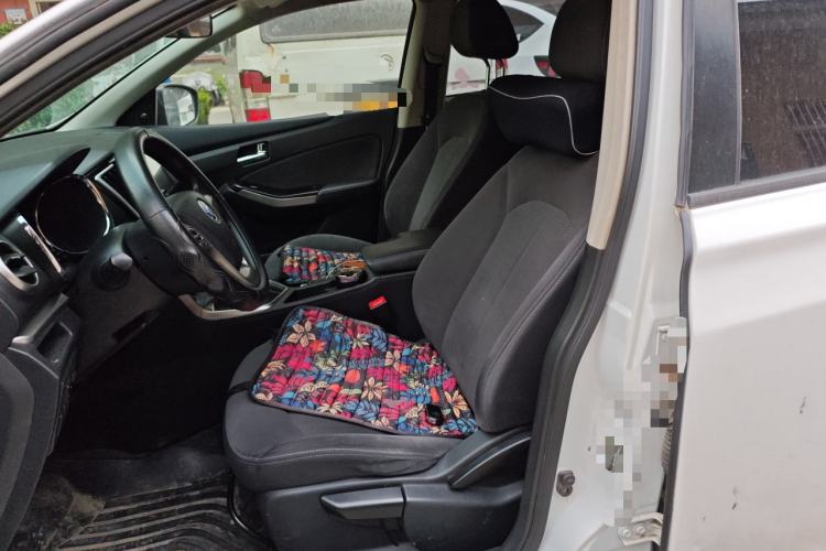 Used Venucia T70 2016 2.0L Manual RuiQu Version