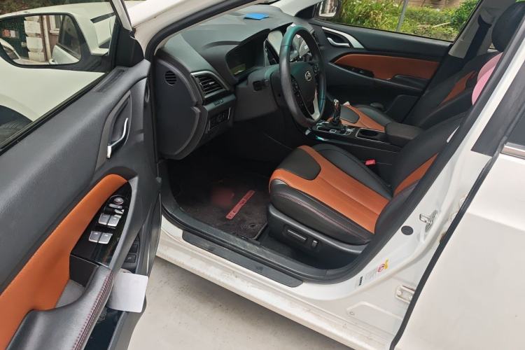 Used BYD Qin New Energy 2015 1.5T Dual-Crown Flagship Edition