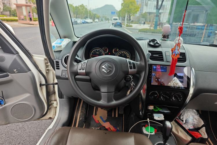 Used Suzuki SX4 2011 Revised 1.6L Automatic Dynamic Version