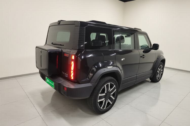 Used iCAR 03 2024 472km Four-Wheel Drive Long-Range Version Rear Right 45 Deg
