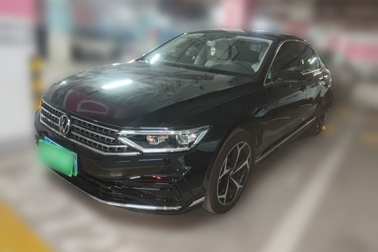 Used Volkswagen Magotan 2026 30 Million Vehicles Selected Model 380TSI DSG Luxury Edition