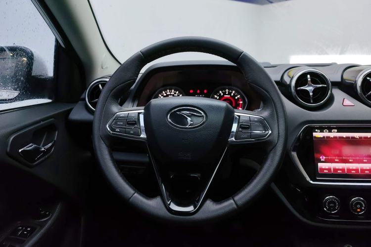 Used Soueast DX3 2018 1.5L Manual Luxury Model