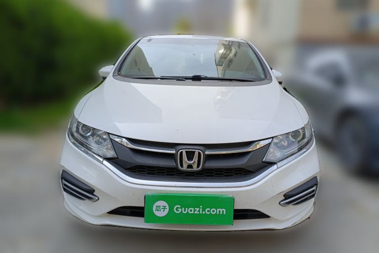 Used Honda Jade 2017 1.8L automatic Comfort version 5 seats
