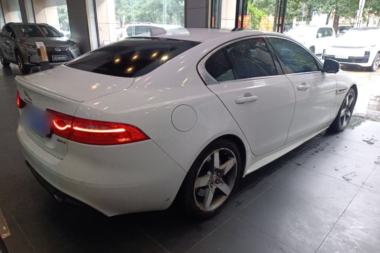 Used Jaguar XE 2015 2.0T 240 PS R-Sport
