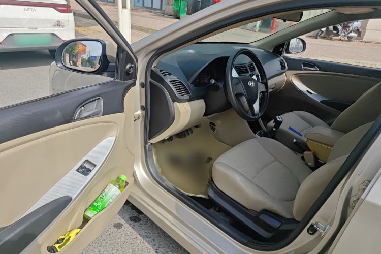 Used Hyundai Verna (older generation) 2014 1.4L Manual Fashion GS Model
