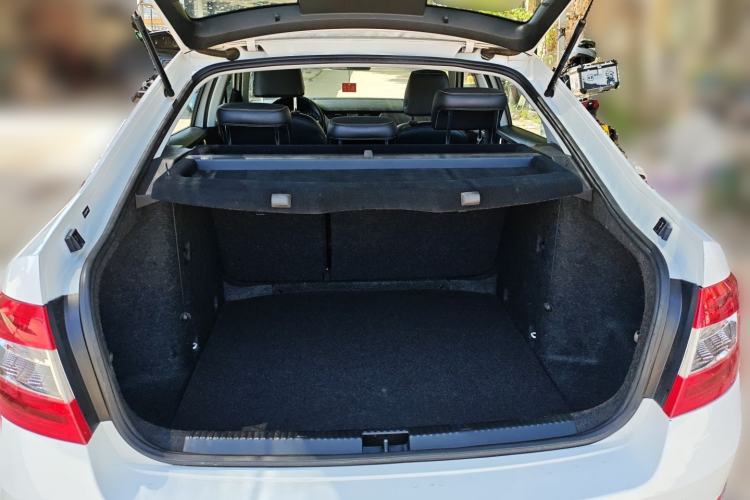 Used Skoda Octavia 2017 1.6L Automatic Smart Drive Edition
