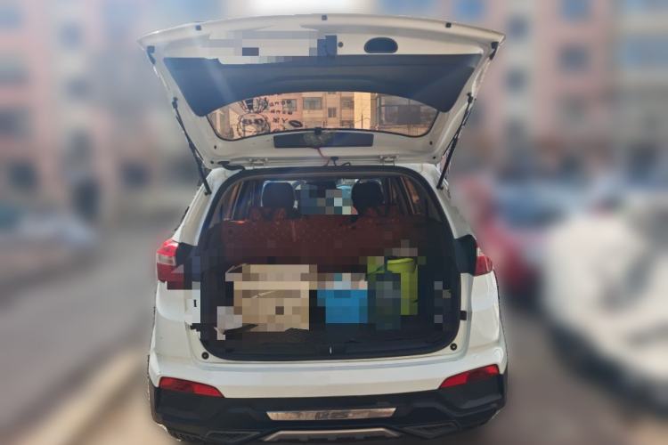 Used Hyundai ix25 2015 1.6L Manual Two-Wheel Drive Fashionable GS Model Trunk