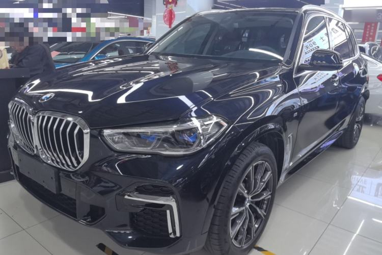 Used BMW X5 2022 Restyled xDrive 30Li Luxury Version M Sport Package
