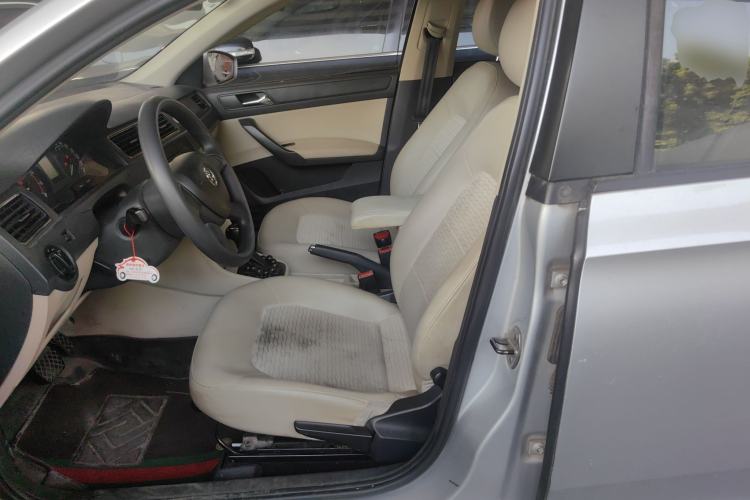 Used Skoda Rapid 2013 1.6L Automatic Smart Selection Model