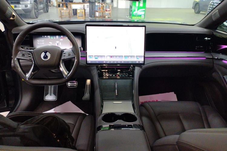 Used Denza Z9 2024 1100 km Four-Wheel Drive Max Version