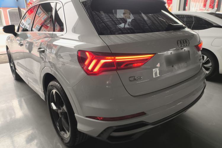 Used Audi Q3 2019 35 TFSI Fashion Dynamic Model
