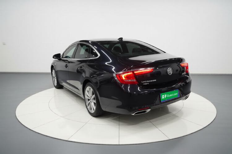 Used Buick LaCrosse 2018 28T Luxury Model