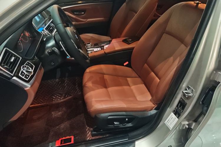 Used BMW 5 Series 2014 525Li Leading Model