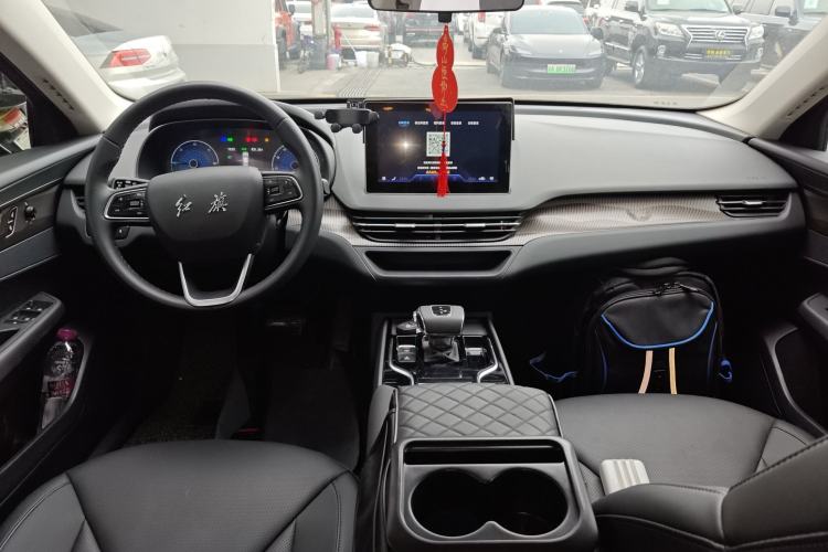 Used Hongqi E-QM5 2022 431 km Charge & Enjoy Edition Center Console