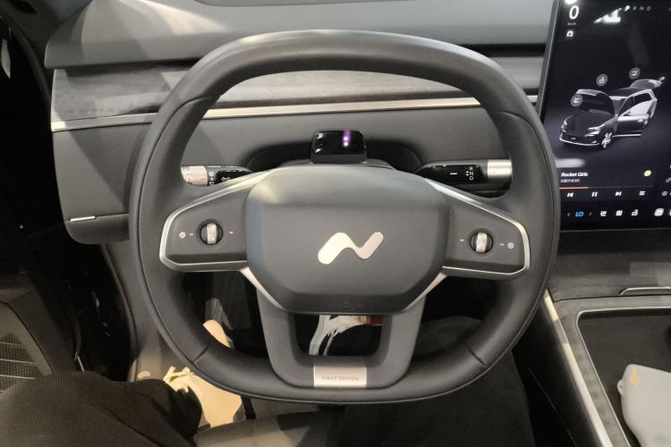 Used ONVO Luxeed L90 2025 Model—Max Six-Seater Version