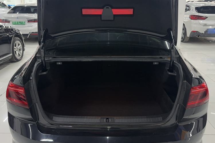 Used Volkswagen Magotan 2020 330TSI DSG Leading Model
