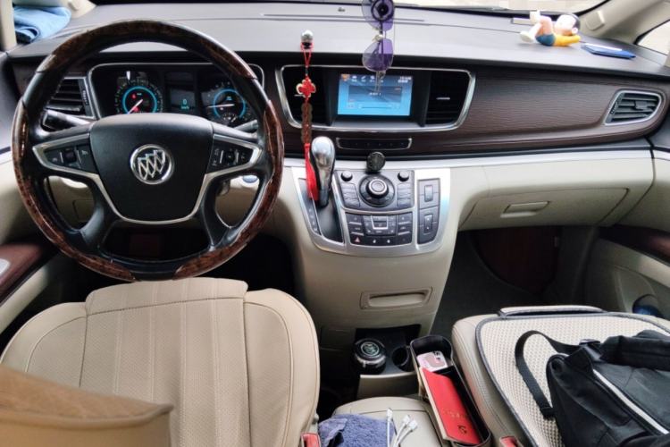 Used Buick GL8 2014 3.0L GT Luxury Business Haoya Edition
