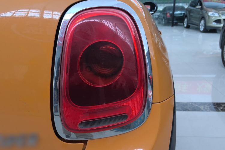 Used MINI 2014 1.5T COOPER Fun Exterior 6