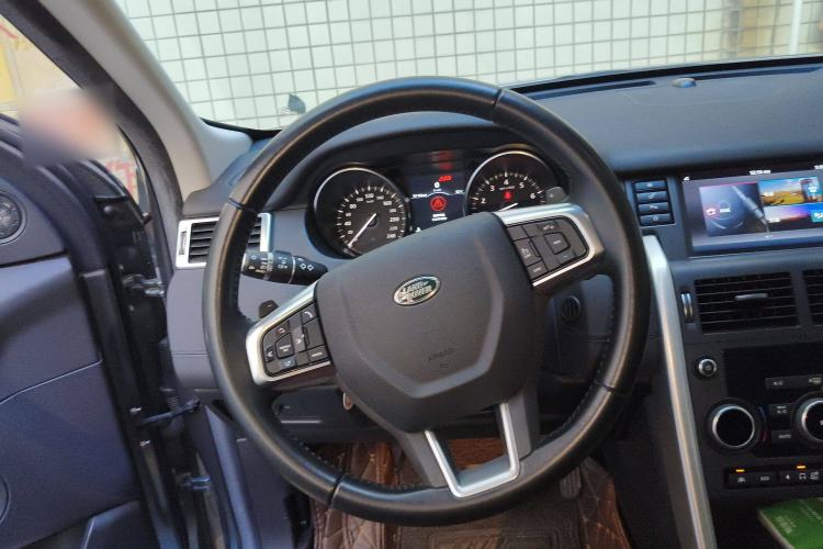 Used Land Rover Discovery Sport 2016 2.0T SE
