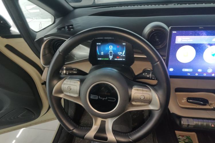 Used BYD Dolphin 2024 Honor Edition 420km Fashion Version
