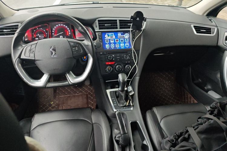 Used DS 5LS 2015 1.6T Comfort Edition THP160