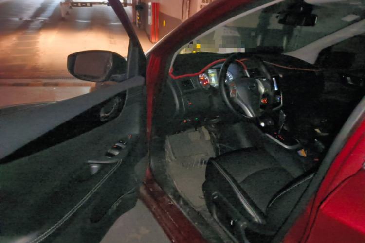 Used Nissan Tiida 2019 1.6L CVT Smart Drive Version China V Standard Driver Seat