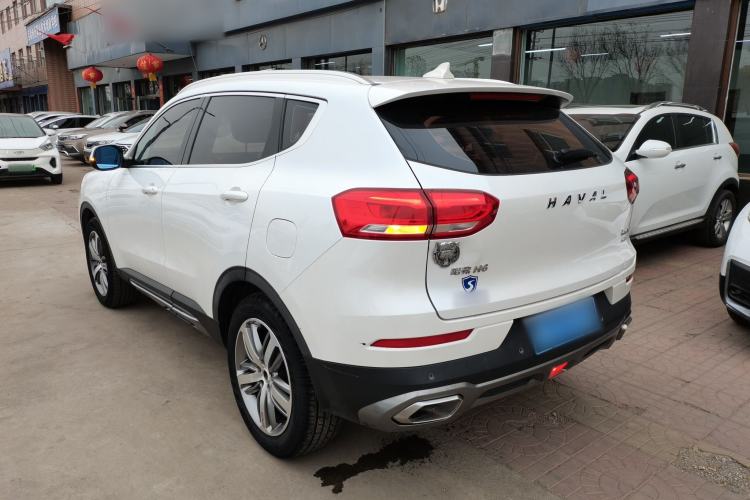 Used Haval H6 2017 Red Label 2.0T Automatic Two-Wheel Drive ZhiShang Model
