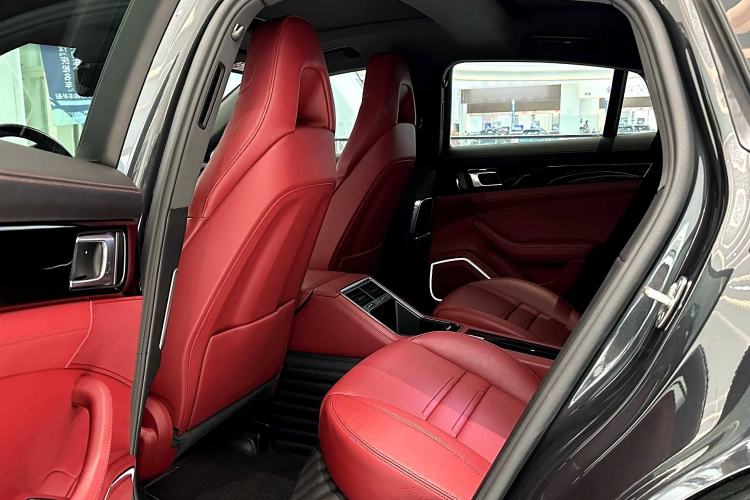 Used Porsche Panamera 2023 Panamera 2.9T Platinum Edition