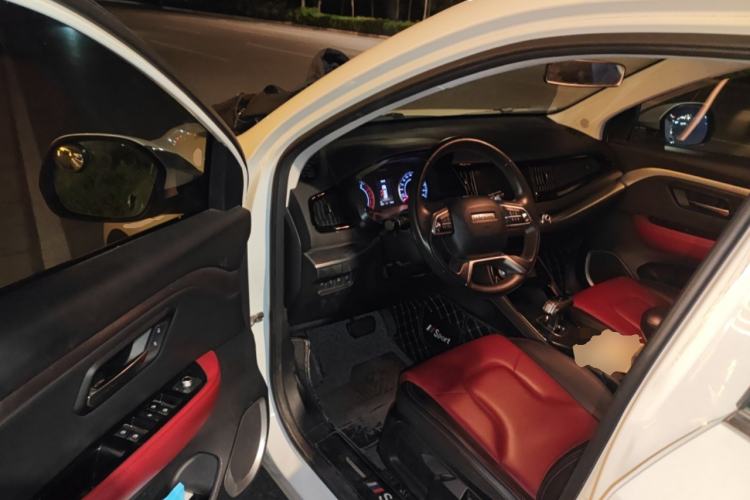 Used Haval H2s 2017 Blue Label 1.5T Dual-Clutch Elite Model Driver Seat