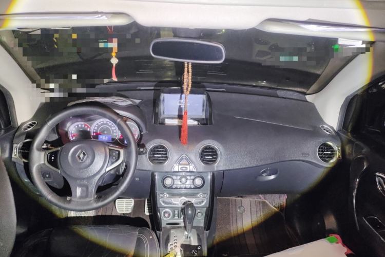 Used Renault Koleos 2012 2.5L 4x4 Comfort Edition with Navigation
