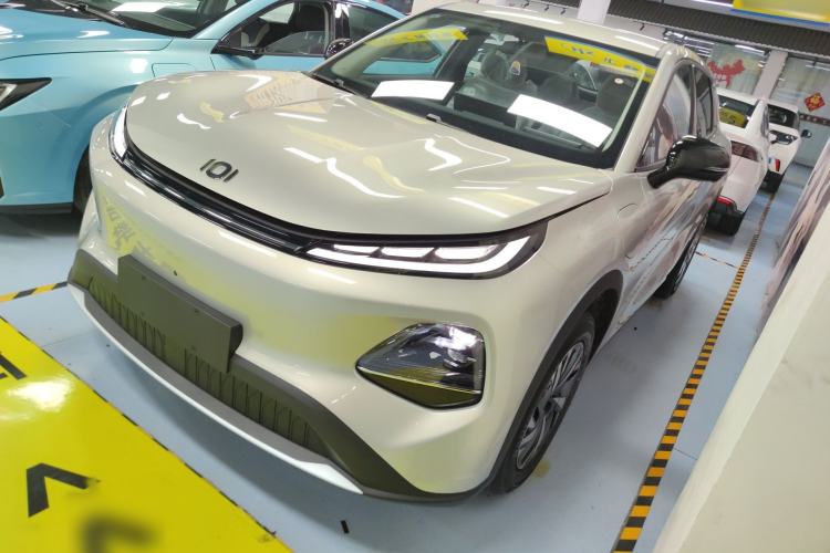 Used CHANGAN NEVO Q05 2026 Model 405Max