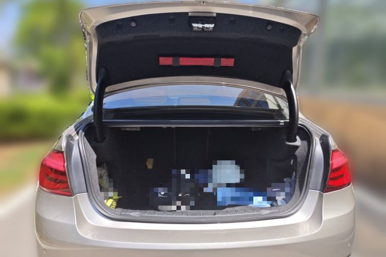 Used BMW 3 Series 2016 320Li Luxury Design Package Trunk